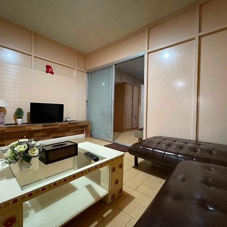 Oyo 75486 Anna Residence Jomtien Bagian luar foto