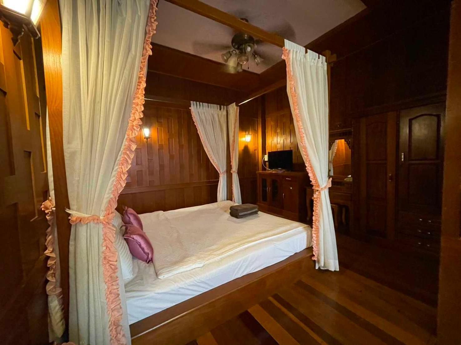 Oyo 75486 Anna Residence Jomtien Bagian luar foto