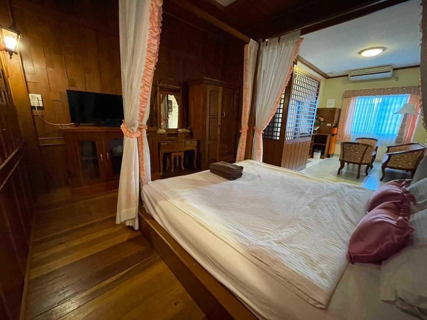Oyo 75486 Anna Residence Jomtien Bagian luar foto
