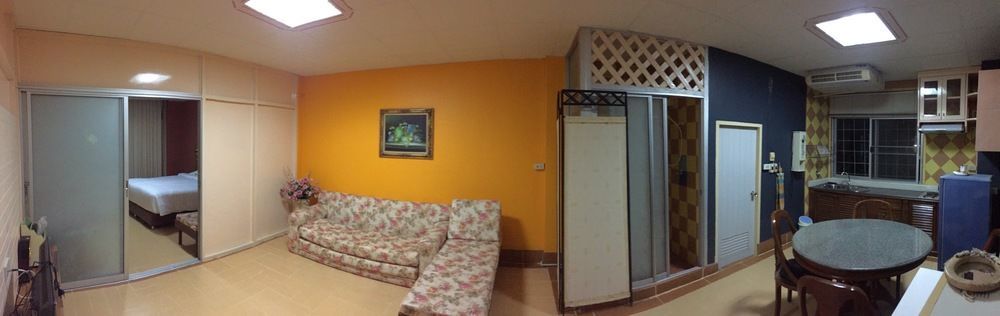 Oyo 75486 Anna Residence Jomtien Bagian luar foto