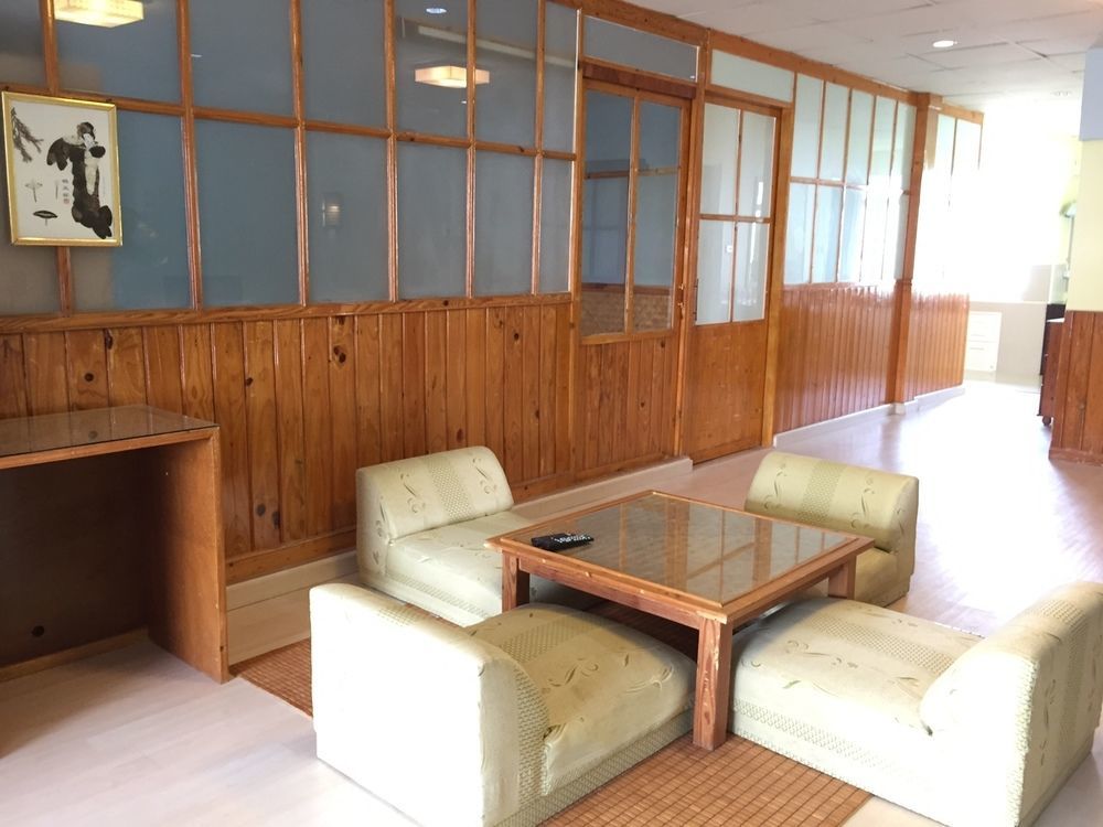 Oyo 75486 Anna Residence Jomtien Bagian luar foto